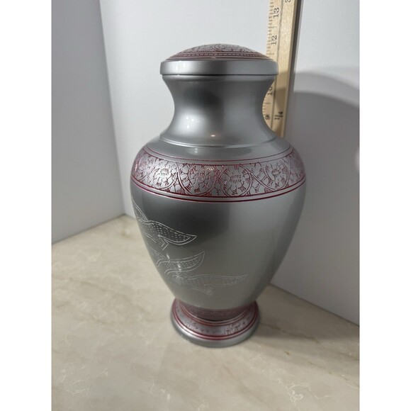 Funeral Urn – Large Adult Size – Silver & Red Engraved Birds Cremation Ashes NIB - Picture 2 of 6